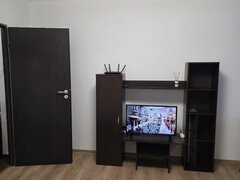 MegaMall, Cimitirul Armenesc